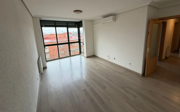 Piso en San Fermín - Foto 1
