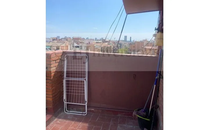Piso en Calle de las Navas de Tolosa, El Camp de l'Arpa del Clot - Foto 5