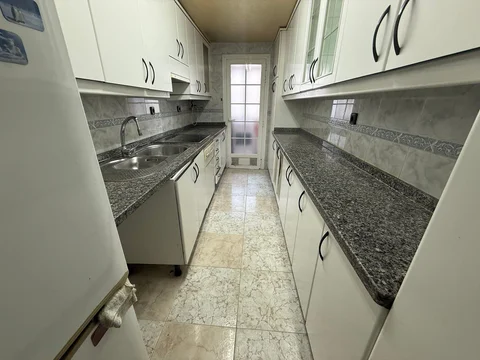 Piso en Orcasitas - Foto 9
