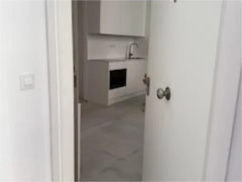 Piso en  Calle de Emilio Ortuño 3 - Foto 12