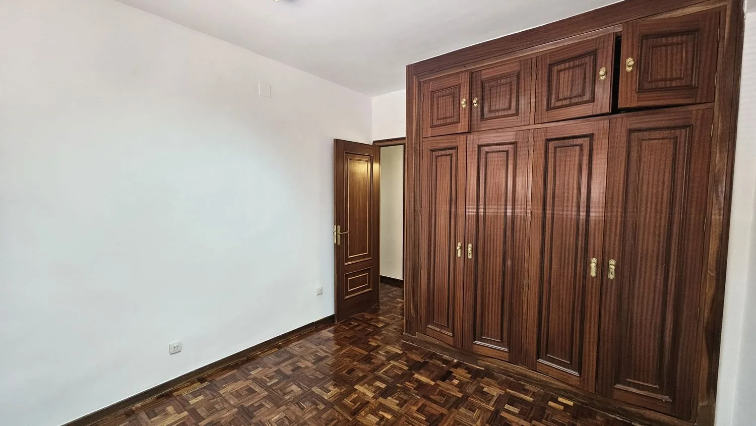 Piso en Calle de la Isla de Oza, 76, Ciudad Universitaria - Foto 24