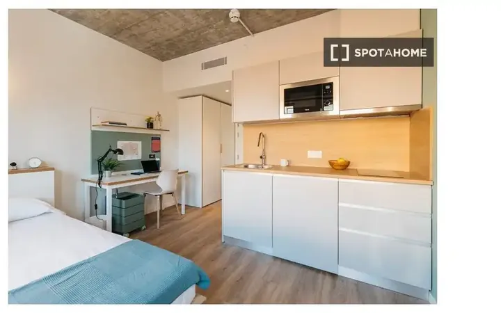 Piso en  Barcelona Capital - Foto 3