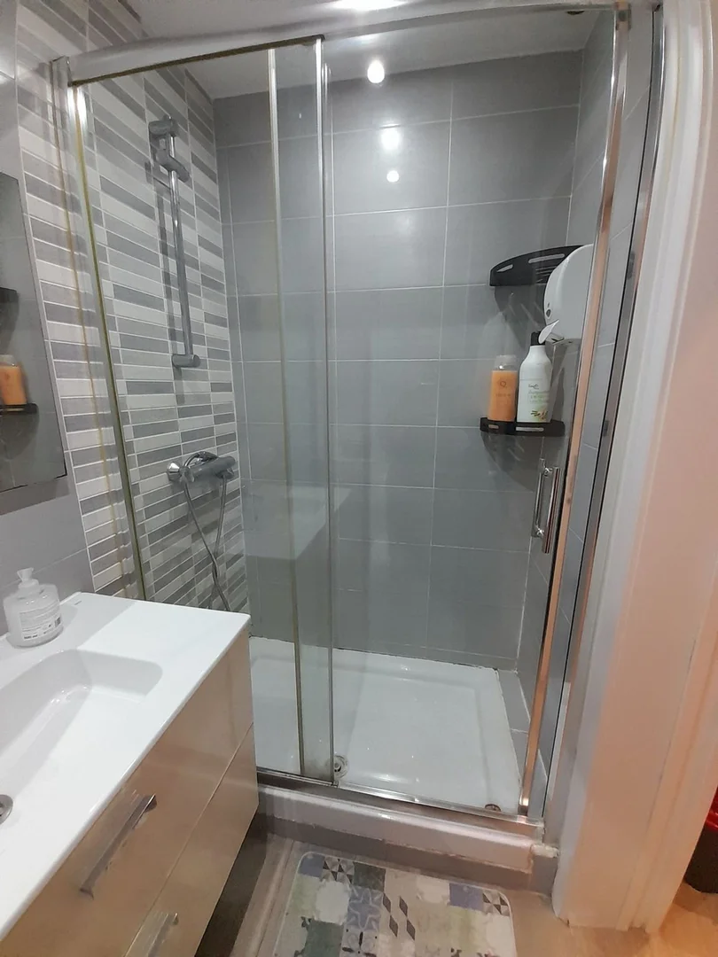 Piso en calle de Embajadores, 130 - Foto 6