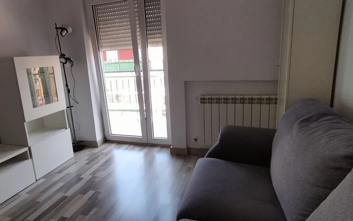 Piso en Valdezarza - Foto 1