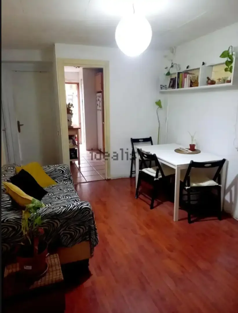 Piso en  Carrer de les Carretes 22 - Foto 4