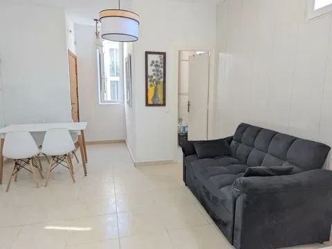 Piso en calle de Santa Isabel, 20 - Foto 1