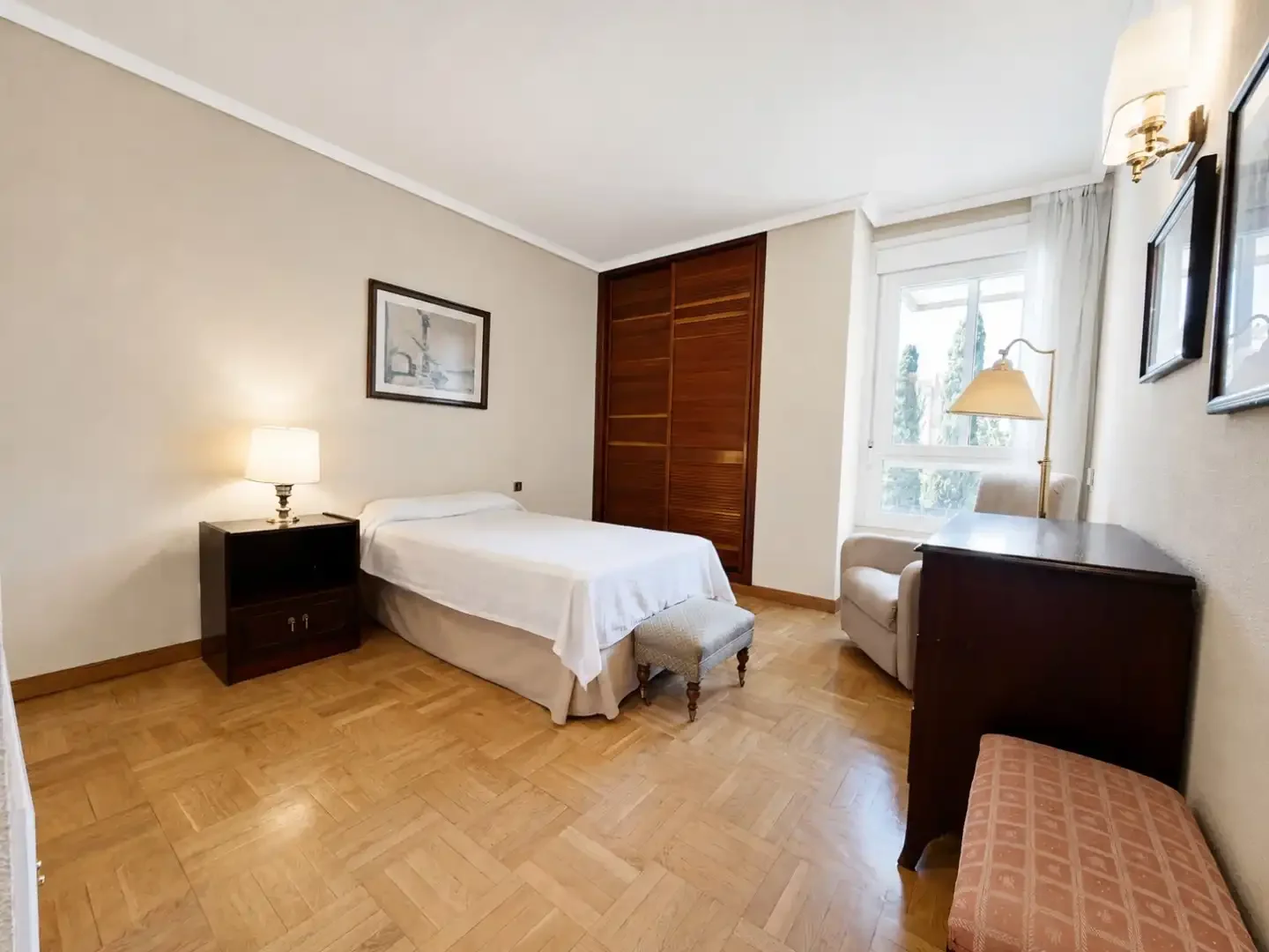 Piso en  Calle del Condado de Treviño 9 - Foto 9