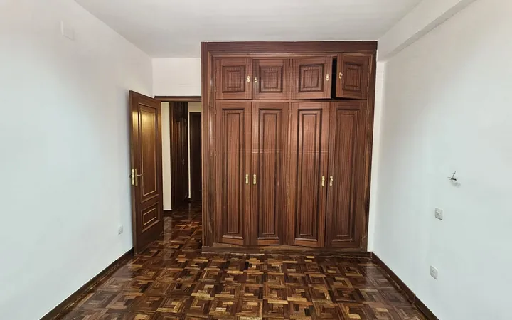 Piso en Calle de la Isla de Oza, 76, Ciudad Universitaria - Foto 16