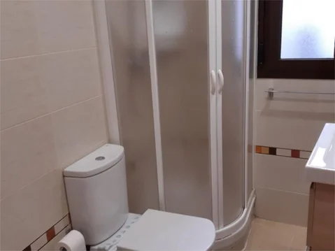 Piso en  Calle de Almadén 26 - Foto 9