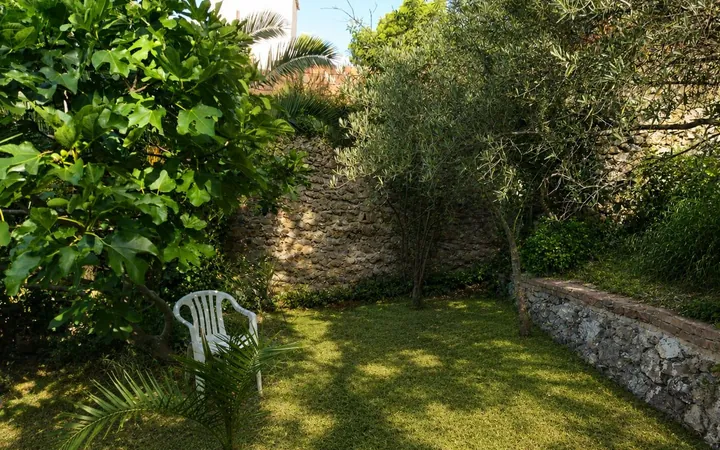 Casa o chalet independiente en Calle de Labèrnia, 2, Can Baró - Foto 23