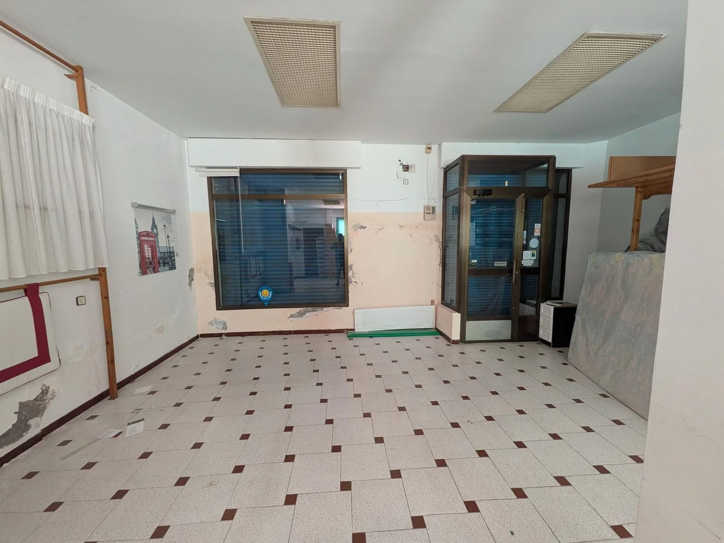 Edificio de uso mixto en Abrantes - Foto 13