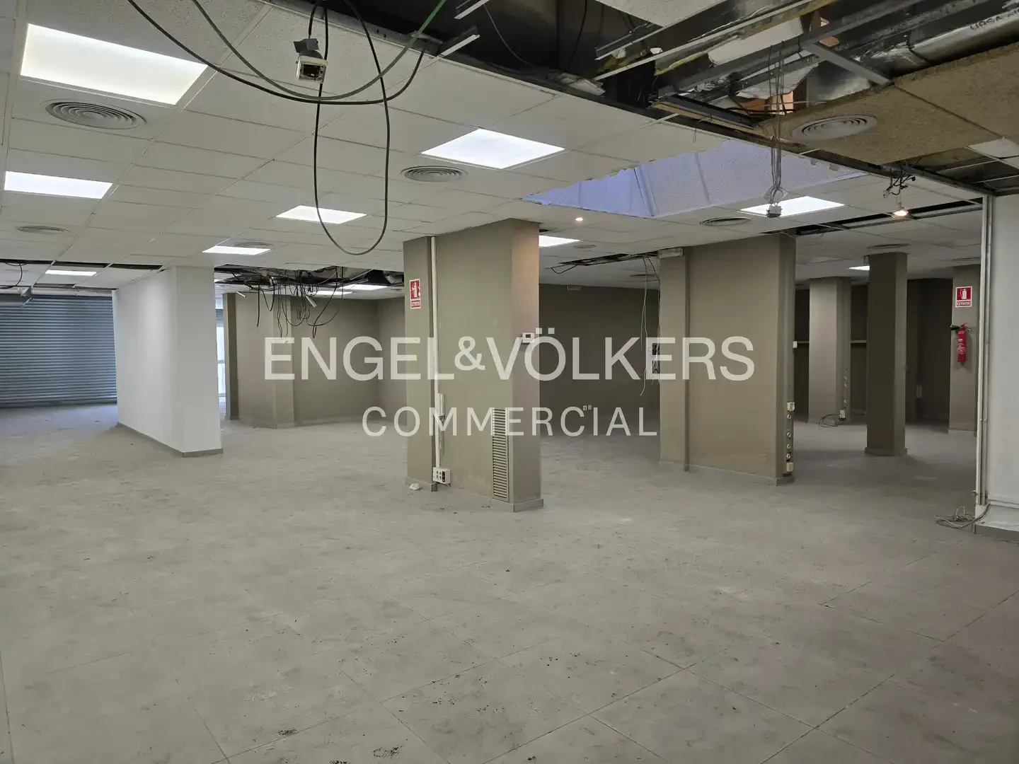 Local comercial en  Barcelona Capital - Foto 12