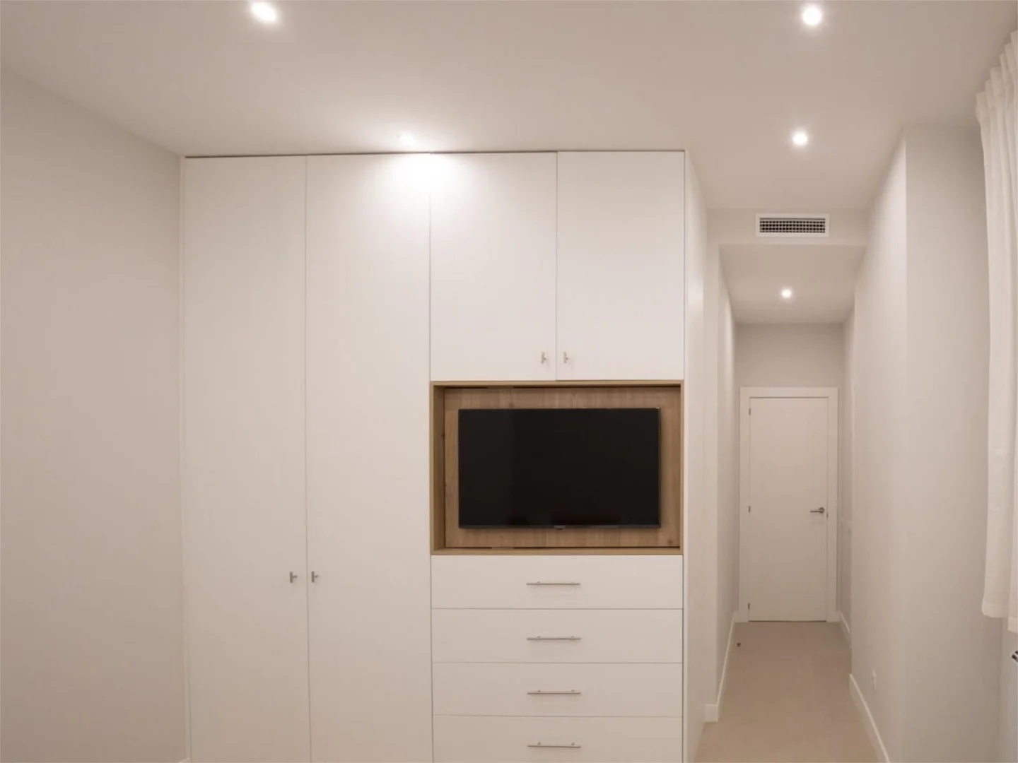 Piso en  Calle de Juan Álvarez Mendizábal 10 - Foto 11