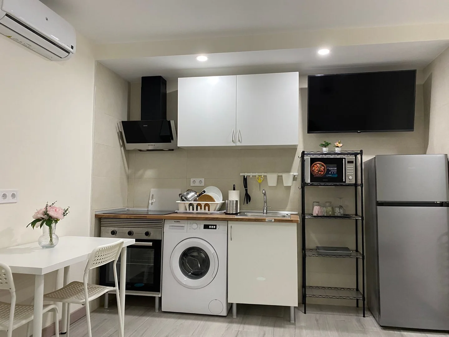 Estudio en calle Oxígeno, 33 - Foto 12