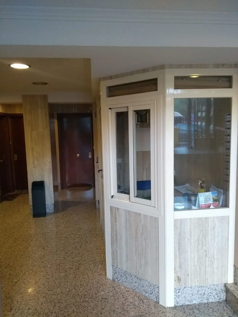 Piso en calle de La Bañeza, 34 - Foto 4