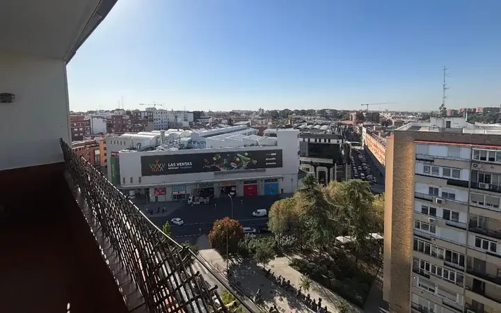 Piso en  Calle de la Virgen del Coro - Foto 9