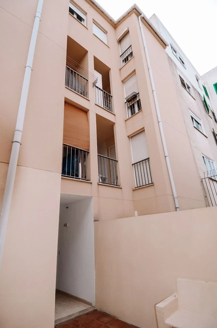 Piso en calle Nunó Sanç, 3 - Foto 1