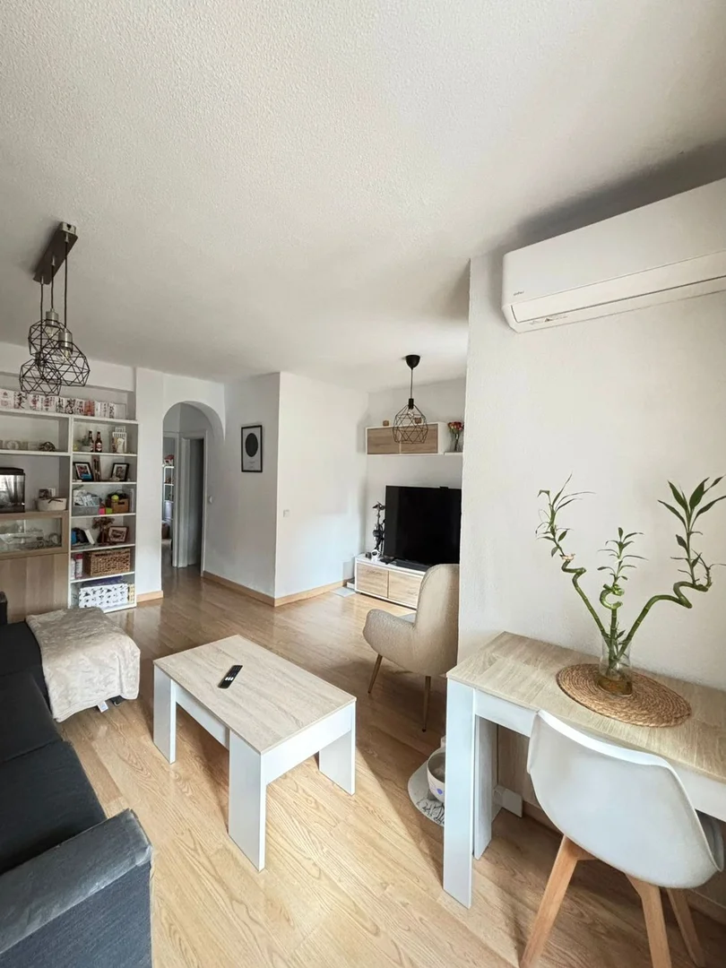 Piso en venta en Vinateros - Foto 2
