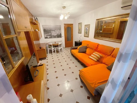 Piso en calle de Seseña, 11 - Foto 2