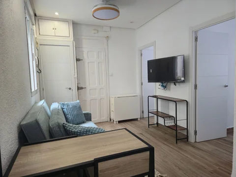 Piso en calle de Elvira, 24 - Foto 1