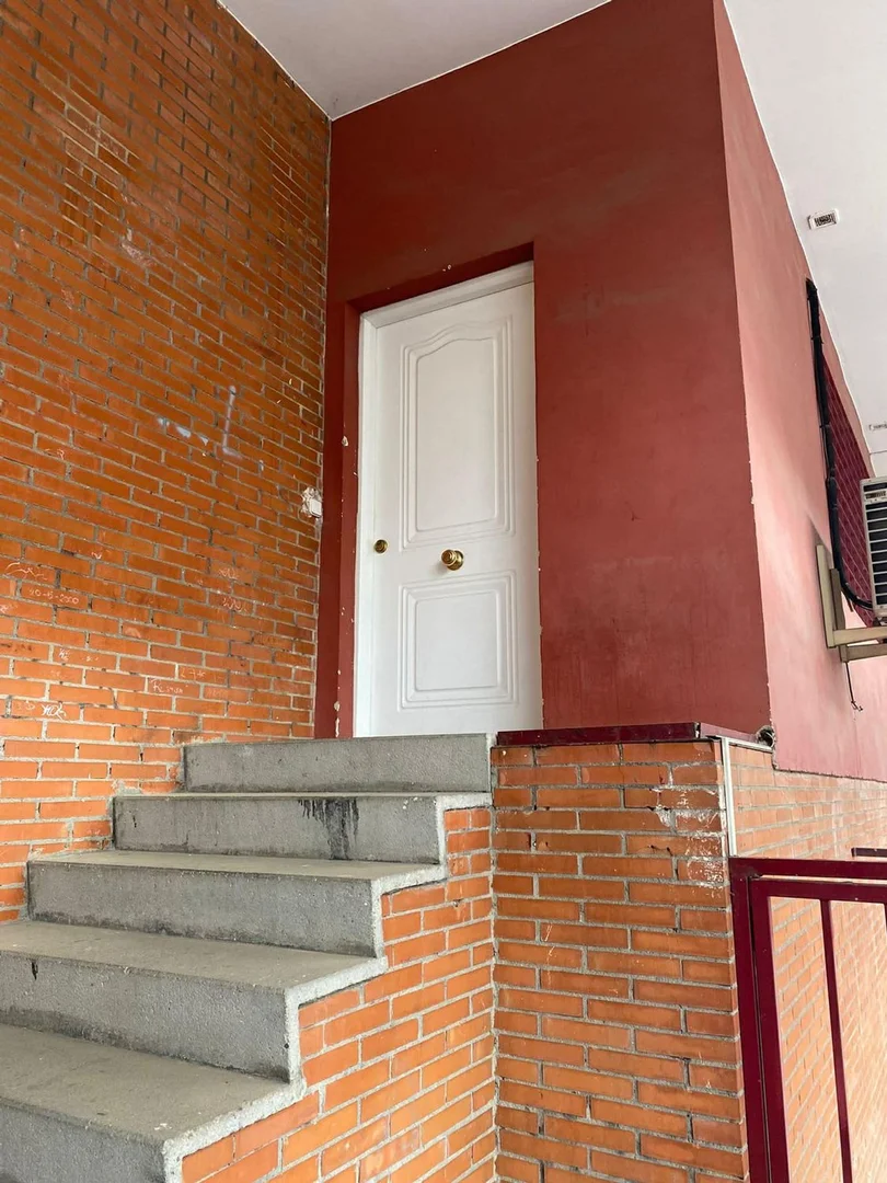 Estudio en calle de Fantasía, 8