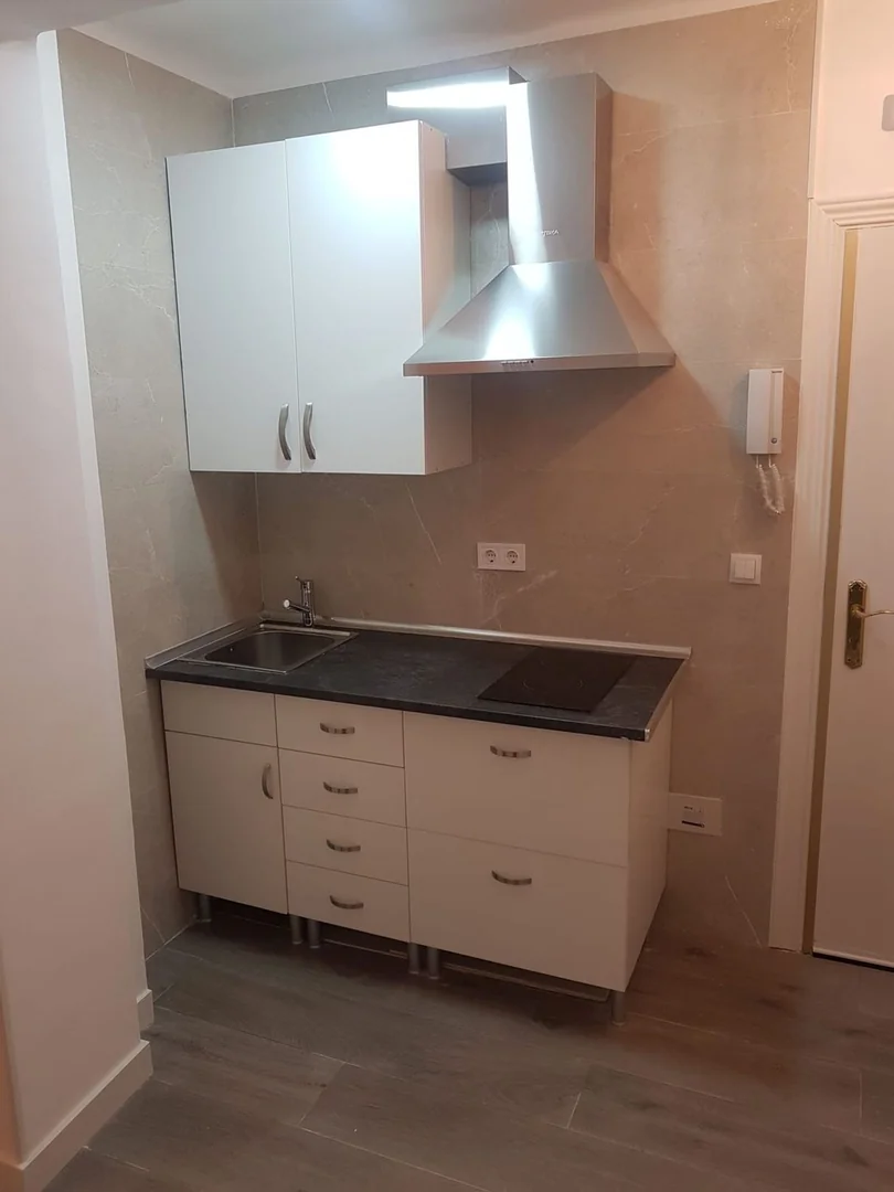 Estudio en Calle Virgen de Lourdes, 34 - Foto 2