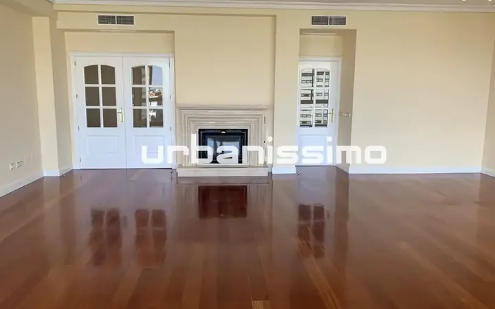 Piso en  Paseo de la Castellana - Foto 2