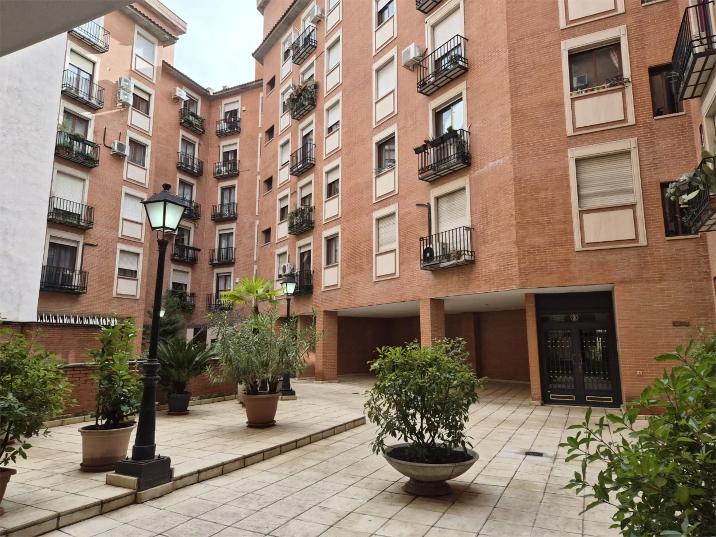 Piso en  Calle del Gobernador 4