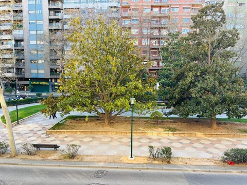 Piso en paseo de la Constitucion, 29 - Foto 1