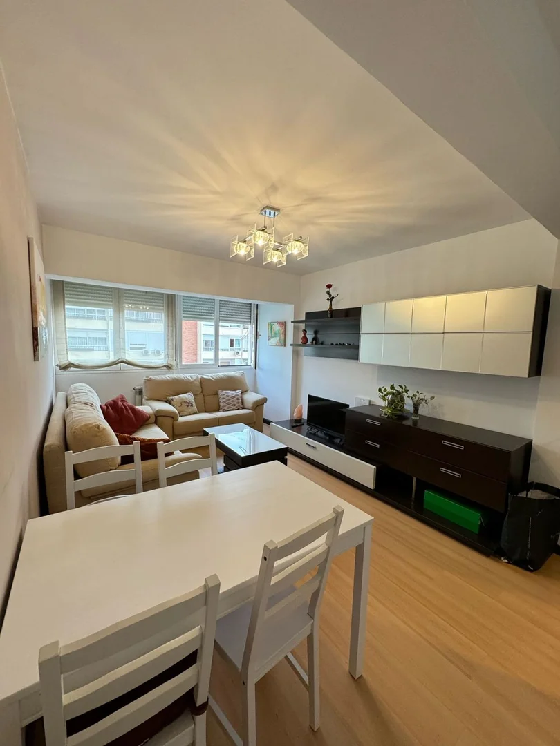 Piso en calle de Ponferrada, 47 - Foto 2