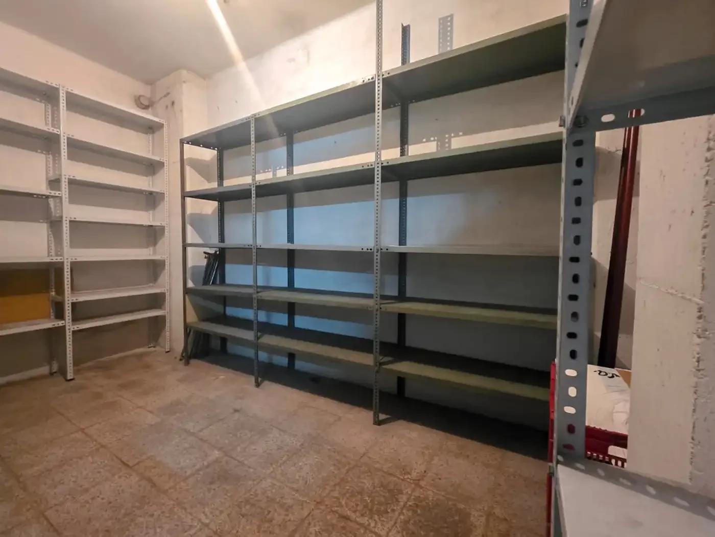 Local comercial en  Carrer de Josep Estivill 33 - Foto 13