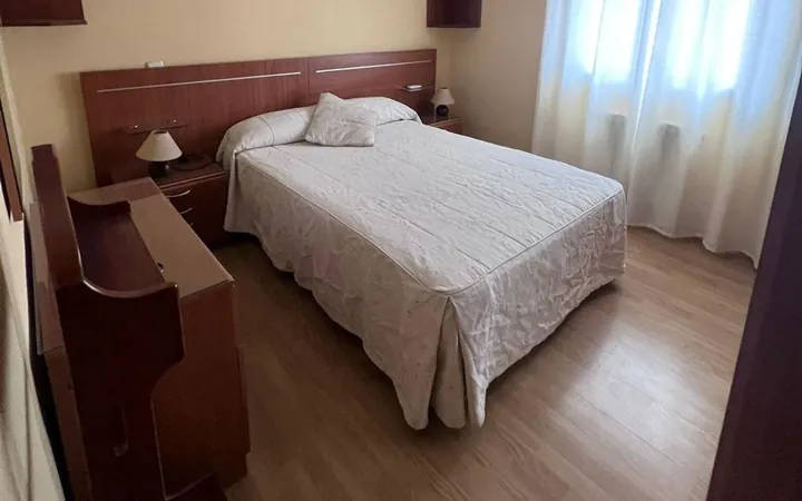 Piso en Numancia - Foto 2