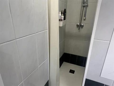 Piso en  Carrer de Calàbria 203 - Foto 6