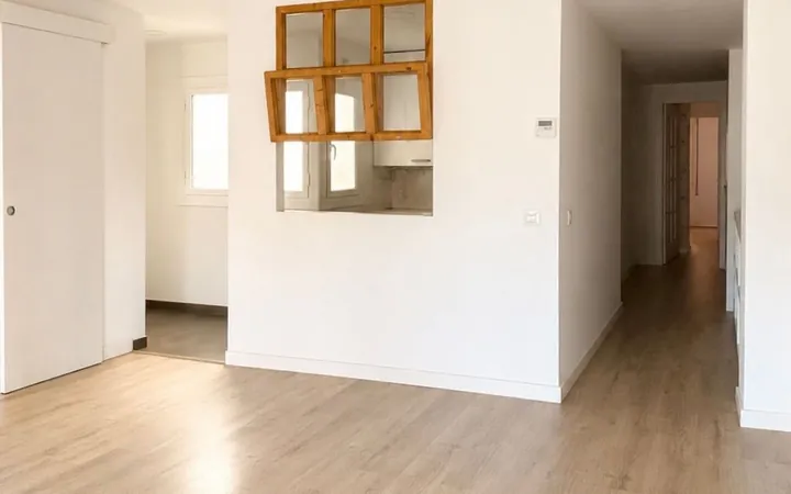 Piso en La Sagrada Família - Foto 2