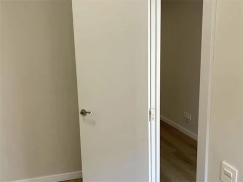 Piso en  Carrer de la Mare de Déu de Port 281 - Foto 7