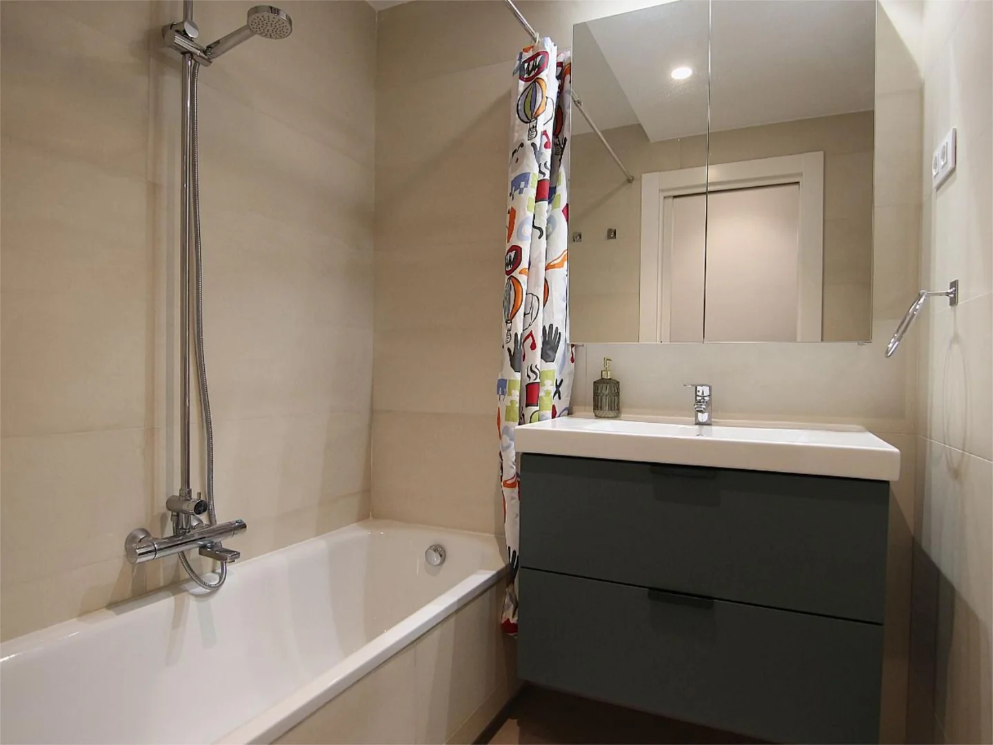 Piso en  Calle de Guzmán el Bueno 68 - Foto 101