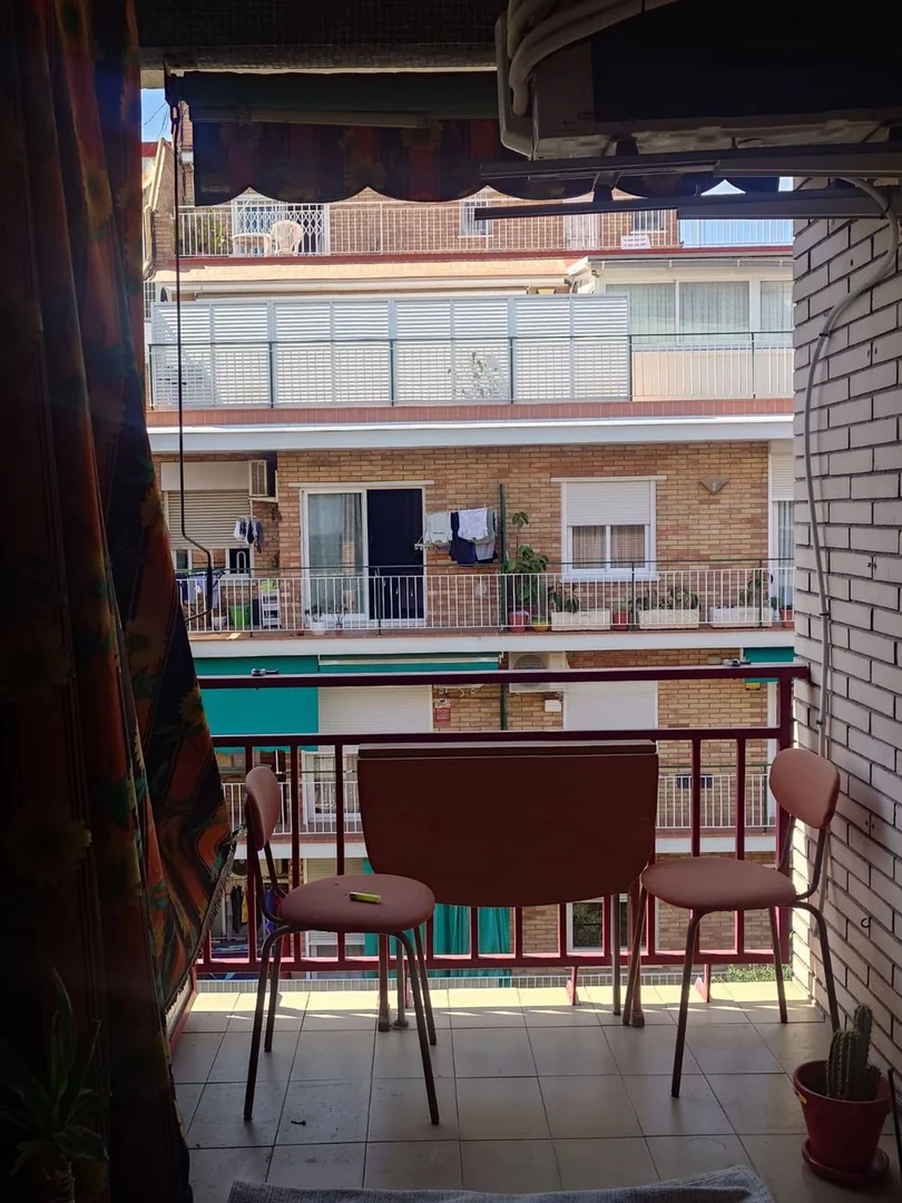 Piso en Calle del Degà Bahí, 57, El Camp de l'Arpa del Clot - Foto 3