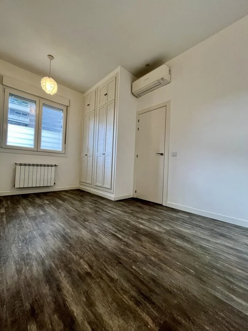 Piso en  Calle de Sirio 54 - Foto 5