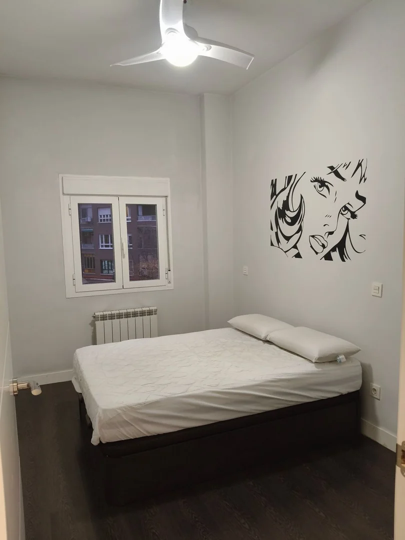 Piso en calle de Embajadores, 124