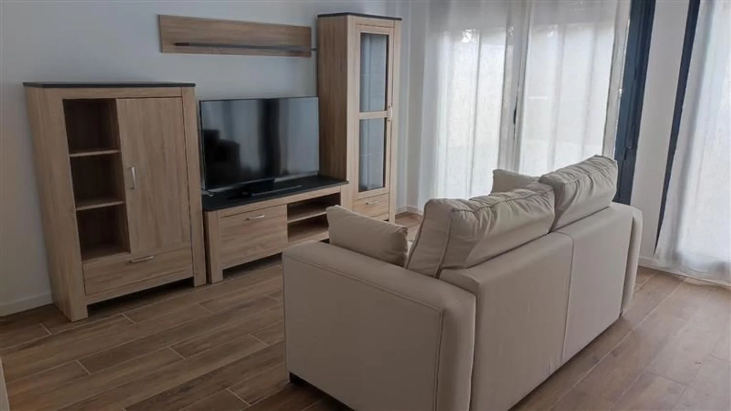 Piso en calle de los Pirineos, 49 a - Foto 1