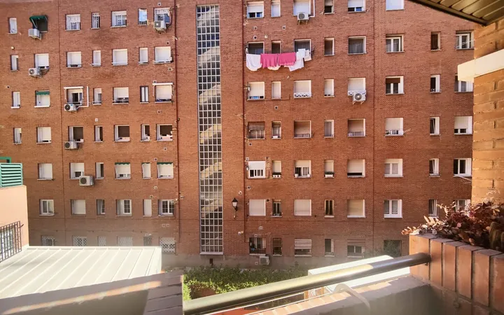 Piso en Calle del Pilar de Zaragoza, 24, Guindalera - Foto 1