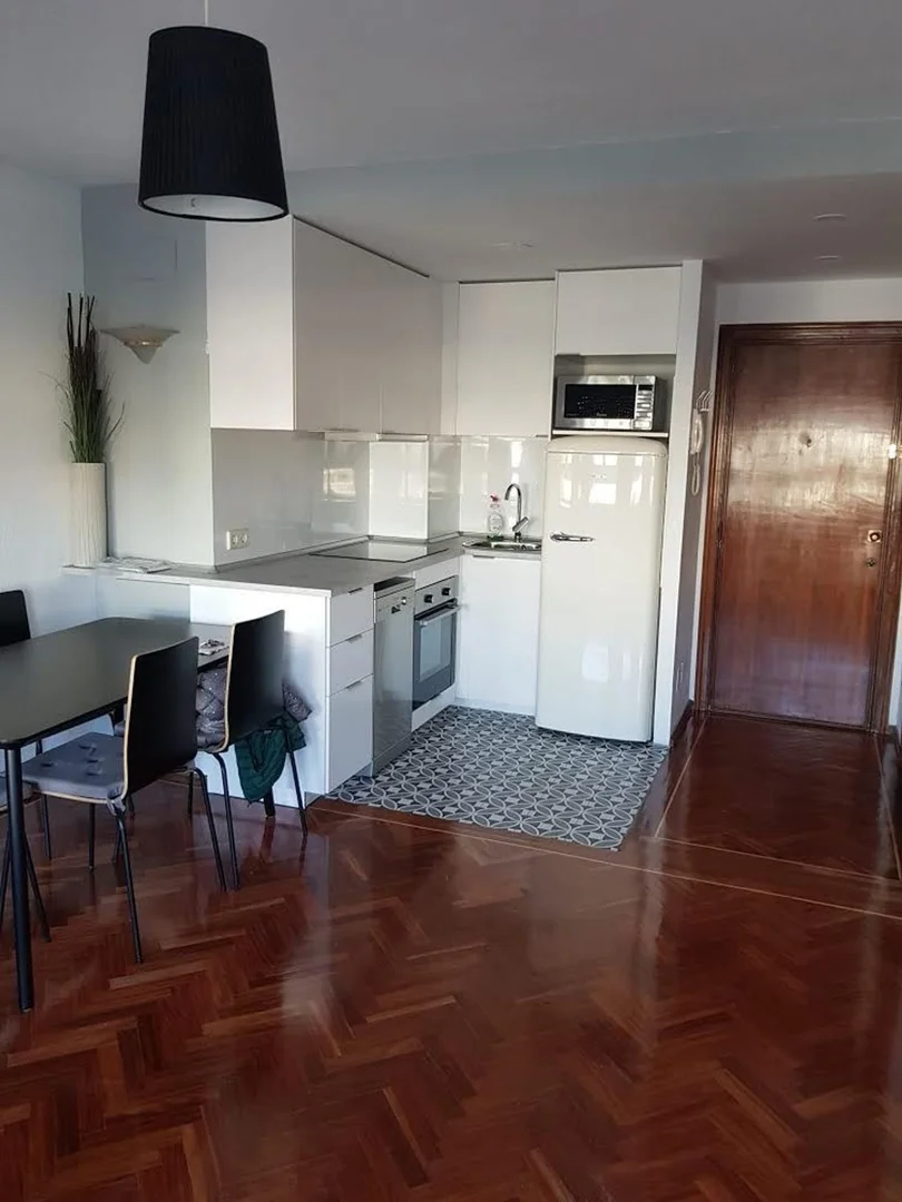 Piso en calle de Alfredo Marqueríe, 7 - Foto 1