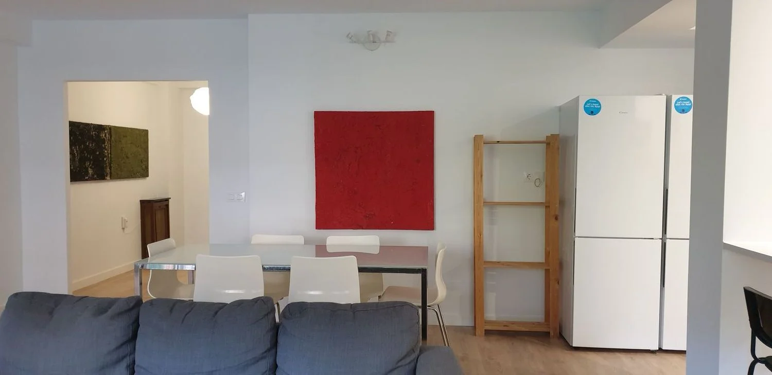 Piso en calle de Guzmán el Bueno, 104