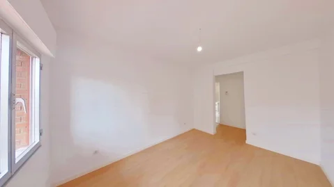 Piso en Barrio Zofío - Foto 9