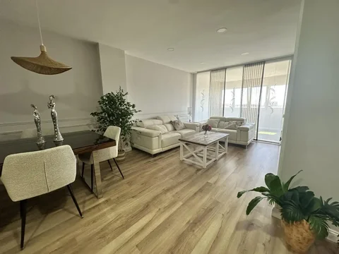 Piso en  Avenida del Doctor García Tapia 230 - Foto 1