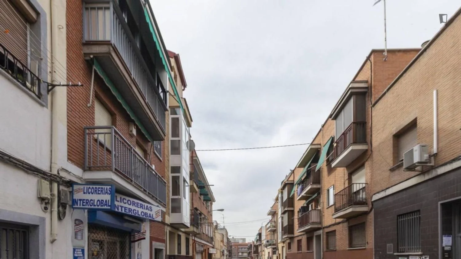Estudio en Calle de Rodrigo Uhagón, Pradolongo - Foto 17