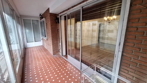 Piso en calle de Biarritz, 3 - Foto 1