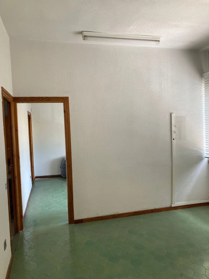 Edificio de uso mixto en Simancas - Foto 11