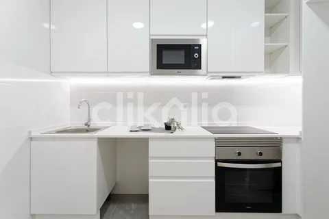 Piso en calle de Trafalgar - Foto 17