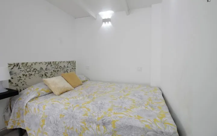 Piso en Calle de Santoña, Zofío - Foto 17
